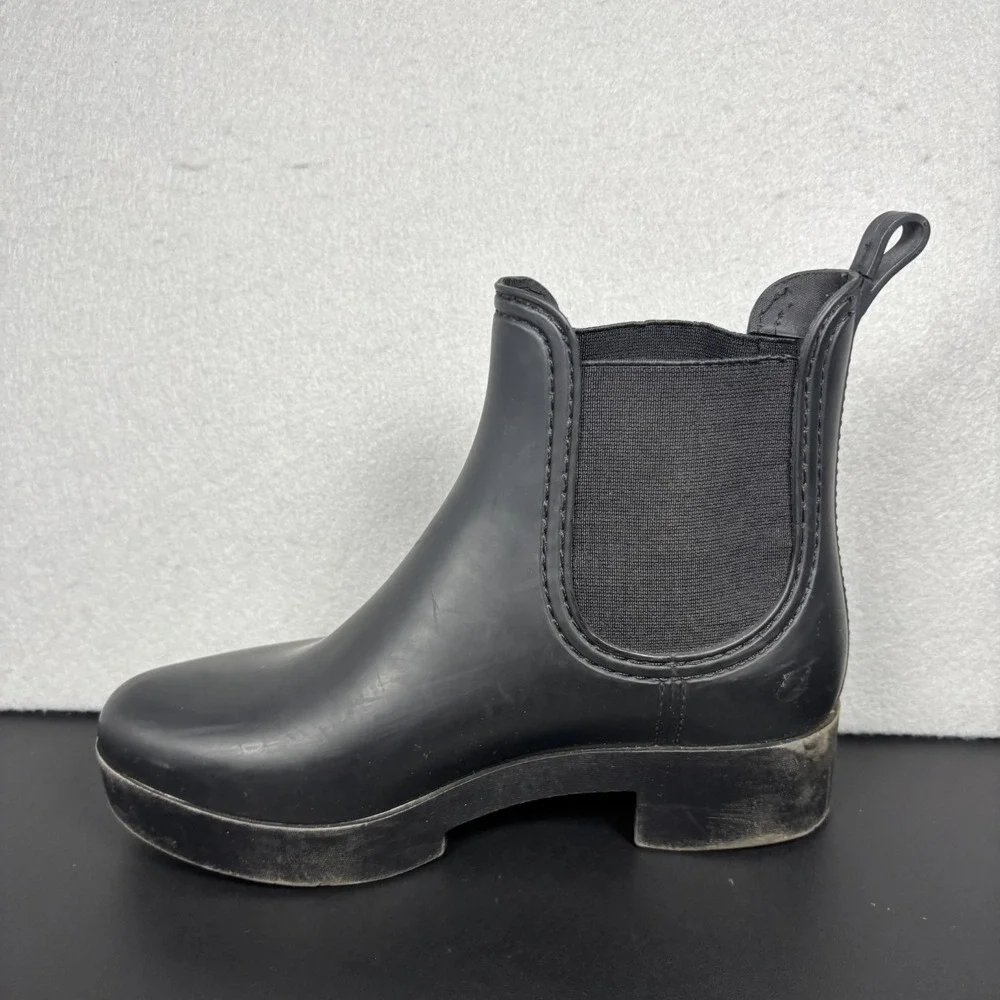 Jeffrey Campbell Cloudy Chelsea Rain Boots Size 6.5 Black Slip On Lugged Sole